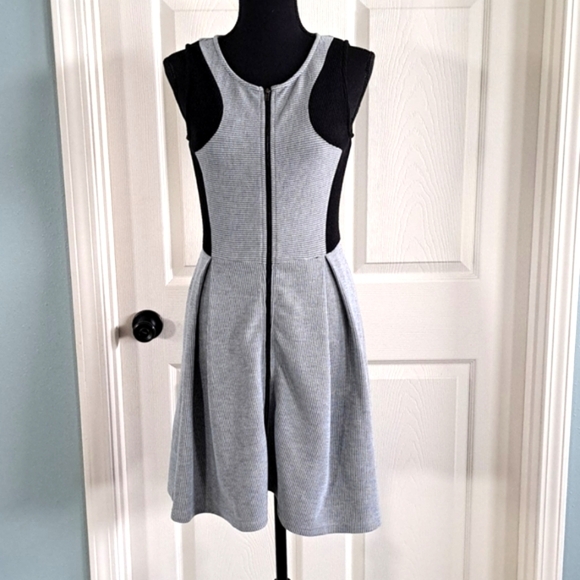 Aina Be Francesca's Comfort Stretch Cotton Blend Full Zip Sleeveless Mini Dress - Picture 1 of 9